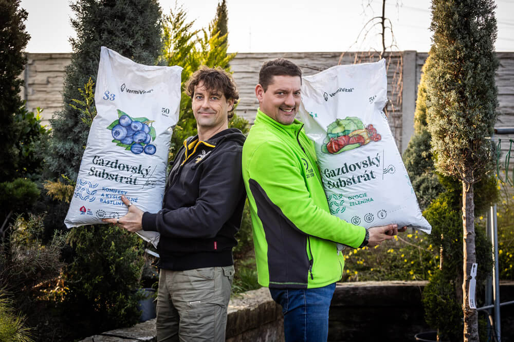 Záhradnícke substráty s vermikompostom poznajú už aj chalani z Novej záhrady